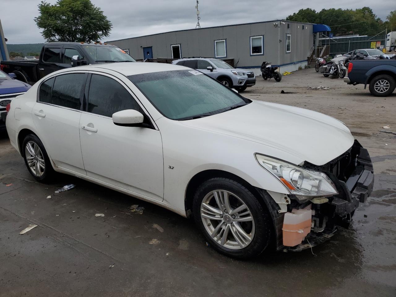 2015 Infiniti Q40 VIN JN1CV6AR1FM521697 Copart auction photo, front end damage thumbnail 4