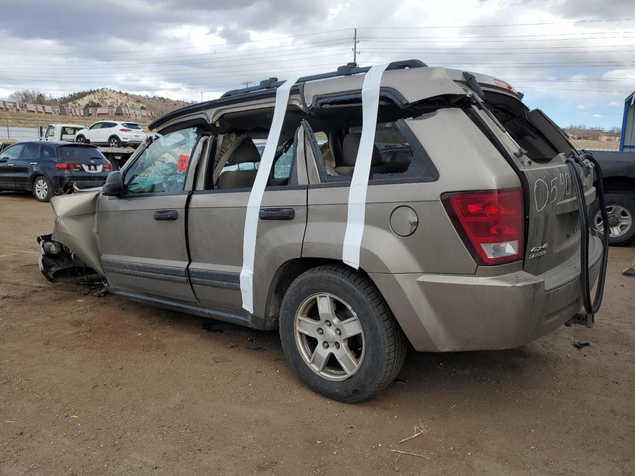 2006 Jeep Cherokee VIN 1J4GR48K26C184716 Copart auction photo, all over damage thumbnail 2