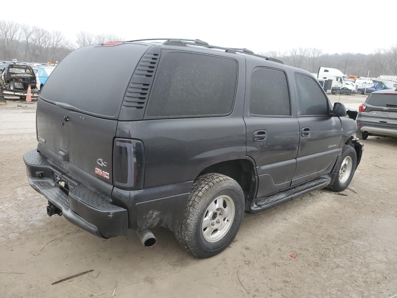 2004 GMC Yukon VIN 1GKEK63U54J287292 Copart auction photo, front end damage thumbnail 3
