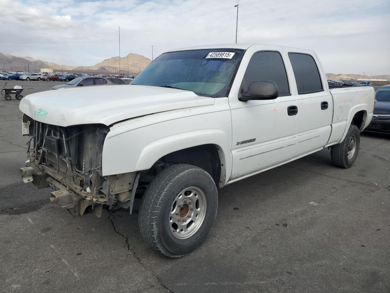 2005 Chevrolet Silverado VIN 1GCHC23U45F820204