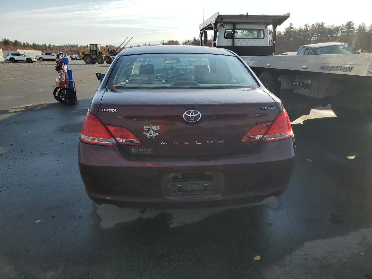 2005 Toyota Avalon VIN 4T1BK36B45U050313 Copart auction photo, side / front end damage thumbnail 6