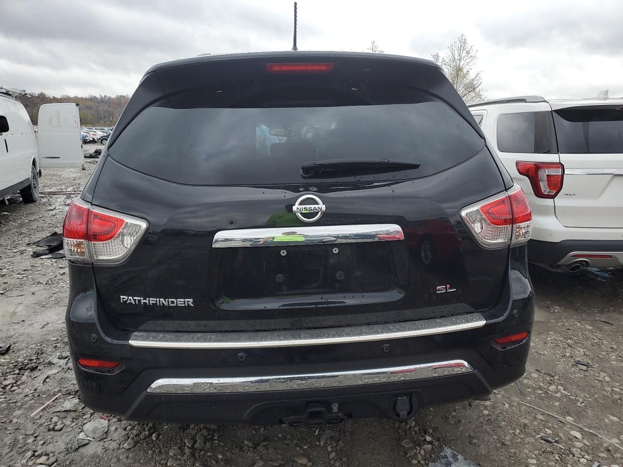 2016 Nissan Pathfinder VIN 5N1AR2MN9GC666788 Copart auction photo, side / front end damage thumbnail 6