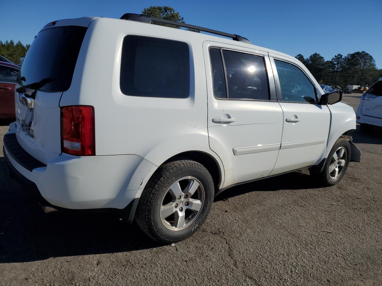 2011 Honda Pilot VIN 5FNYF3H42BB052423 Copart auction photo, front end damage thumbnail 3