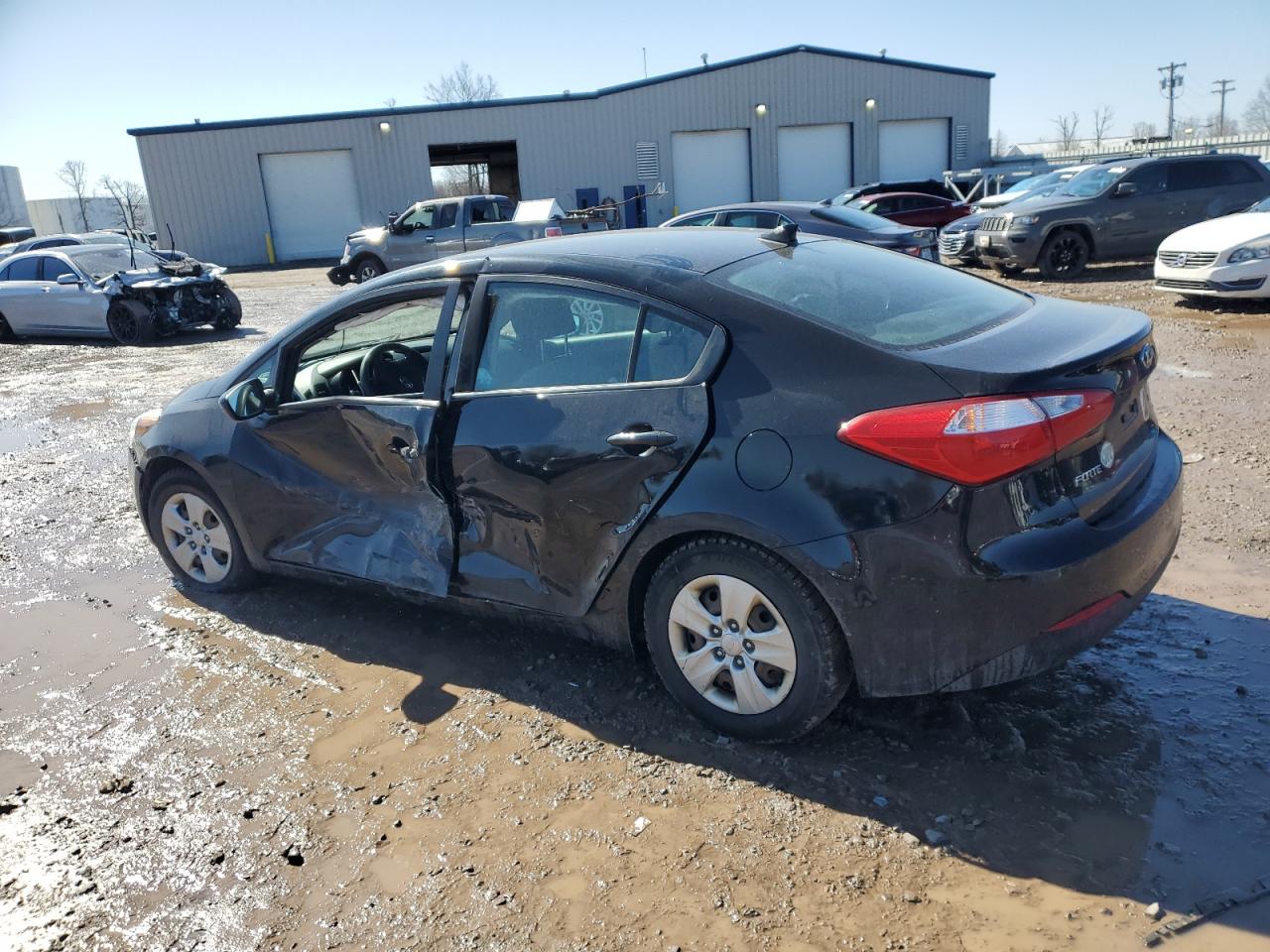 2015 KIA Forte VIN KNAFK4A68F5433069 Copart auction photo, side damage thumbnail 2