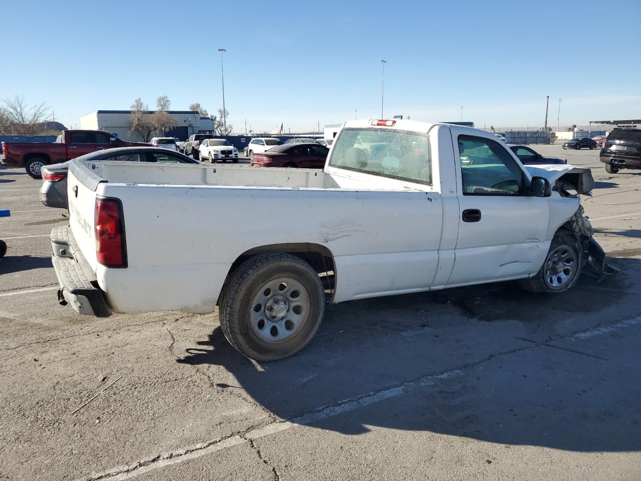 2005 Chevrolet Silverado VIN 1GCEC14X15Z250893 Copart auction photo, all over damage thumbnail 3