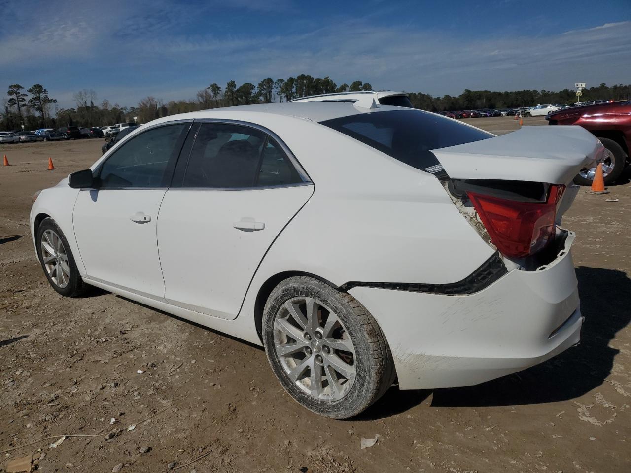 2014 Chevrolet Malibu VIN 1G11E5SL4EF209300 Copart auction photo, rear end / minor dent/scratches damage thumbnail 2