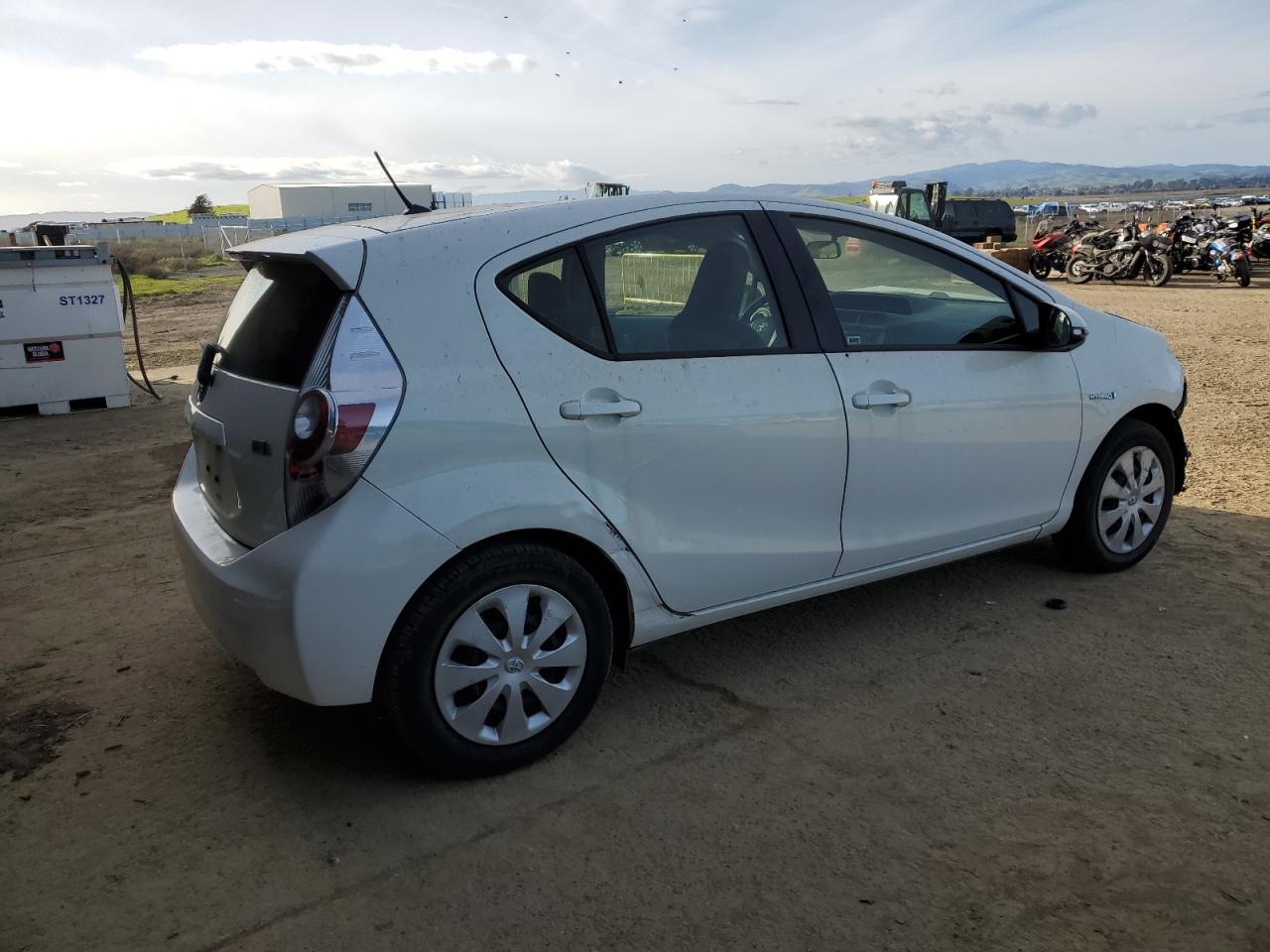 2014 Toyota Prius VIN JTDKDTB39E1086061 Copart auction photo, frame damage damage thumbnail 3