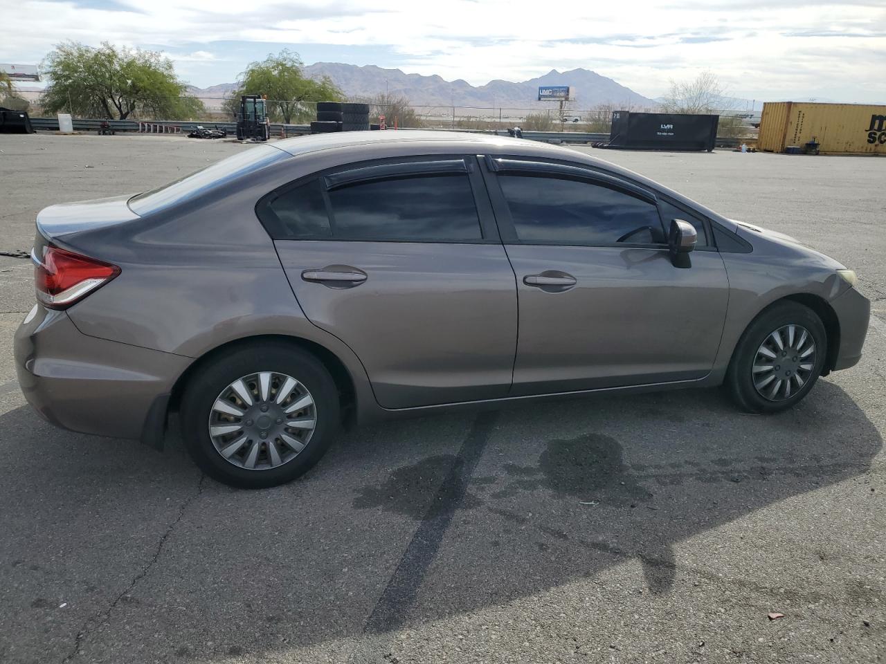 2015 Honda Civic VIN 19XFB2F51FE236868 Copart auction photo, side / rear end damage thumbnail 3