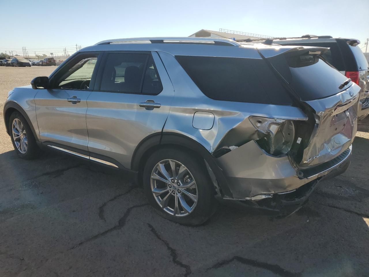 2023 Ford Explorer VIN 1FMSK7FH0PGB20287 Copart auction photo, rear end / minor dent/scratches damage thumbnail 2