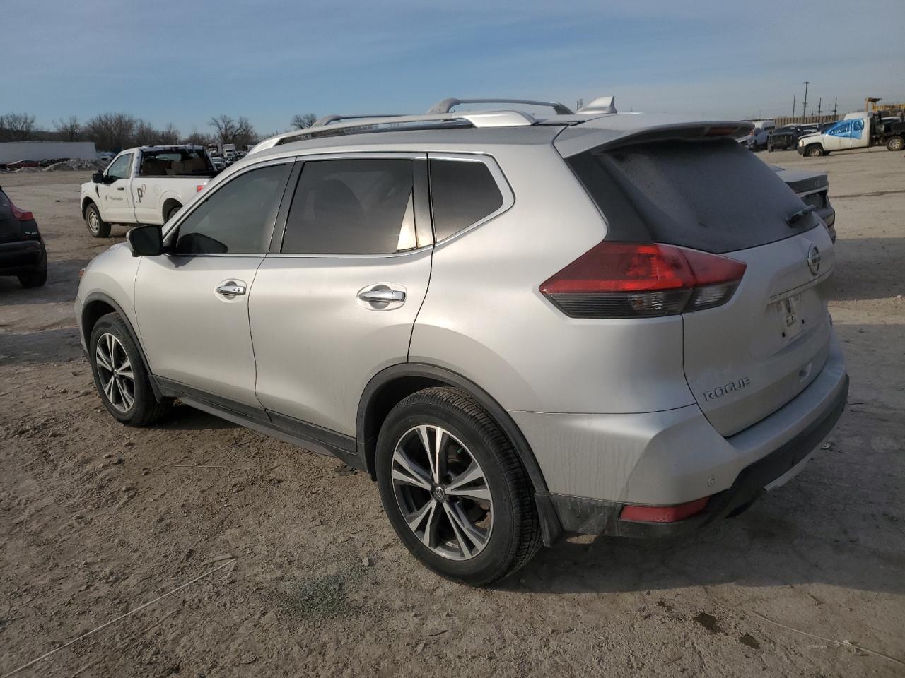 2019 Nissan Rogue VIN JN8AT2MVXKW396780 Copart auction photo, side damage thumbnail 2