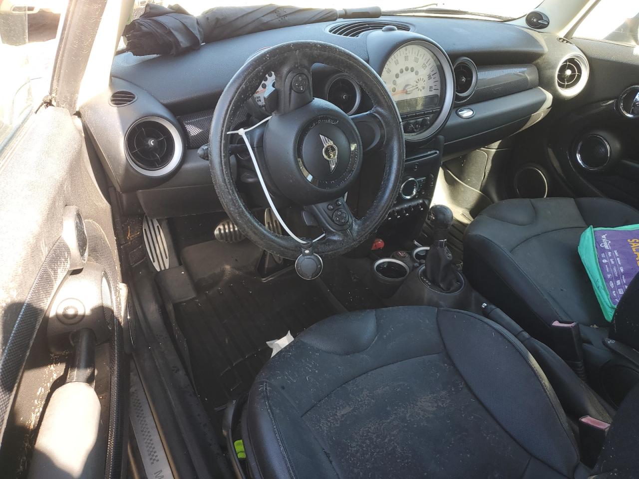 2011 MINI Cooper VIN WMWSV3C59BTY10468 Copart auction photo, water/flood damage thumbnail 8