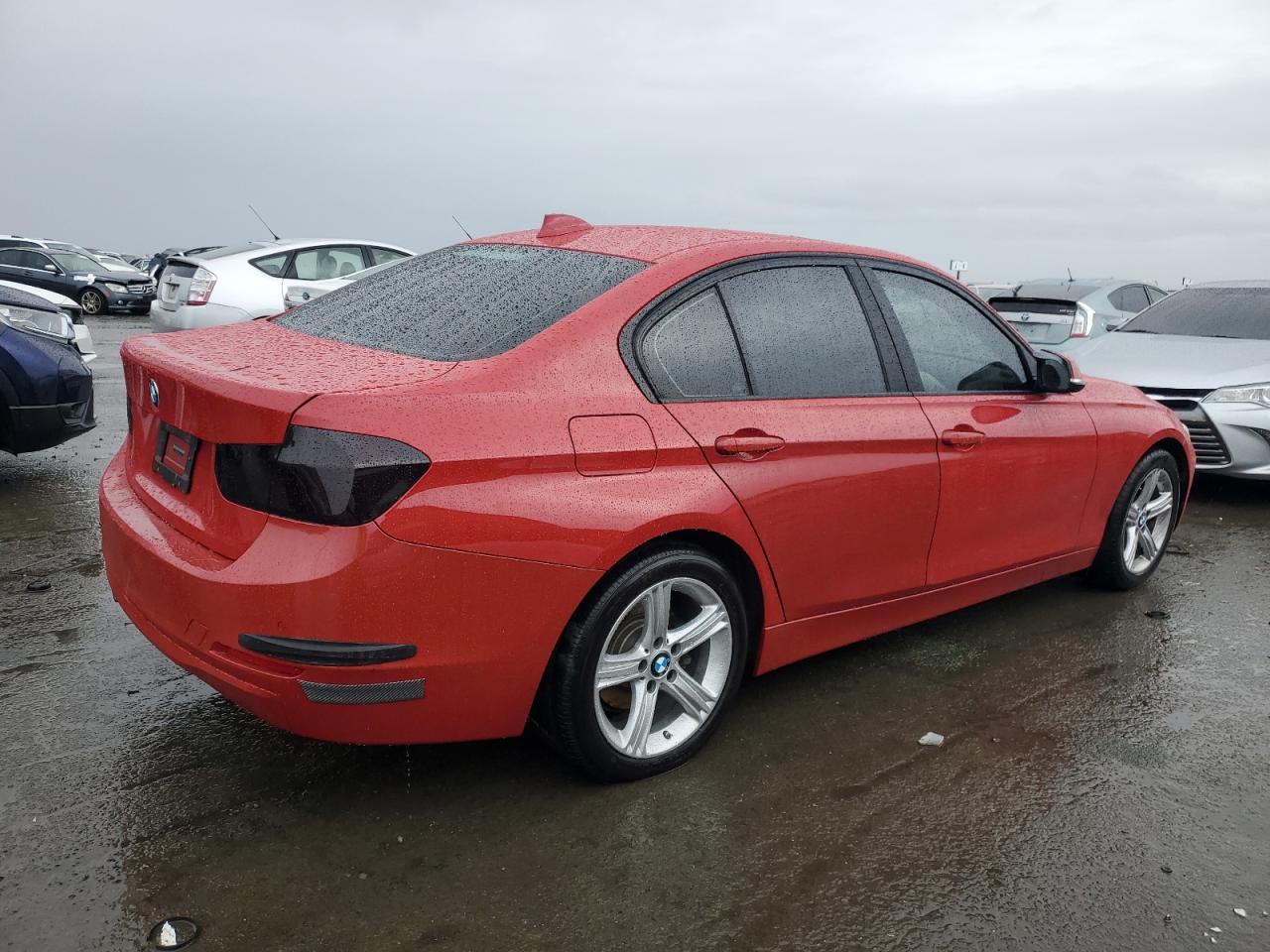 2014 BMW 3er VIN WBA3B1G50ENS79889 Copart auction photo, front end / side damage thumbnail 3