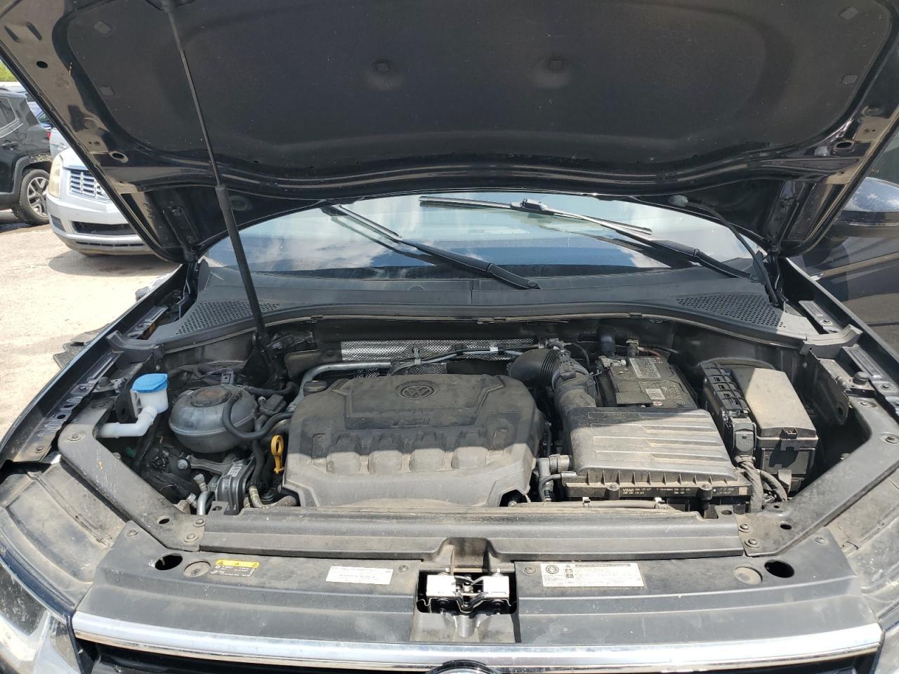 2020 Volkswagen Tiguan VIN 3VV3B7AX4LM105199 Copart auction photo, front end / undercarriage damage thumbnail 12