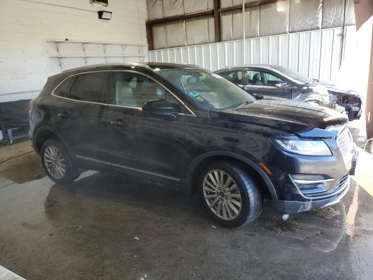 2019 Lincoln MKZ VIN 5LMCJ1C99KUL42478 Copart auction photo, front end / side damage thumbnail 4