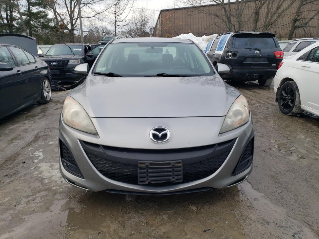 2011 Mazda 3 VIN JM1BL1UF9B1454040 Copart auction photo, minor dent/scratches damage thumbnail 5