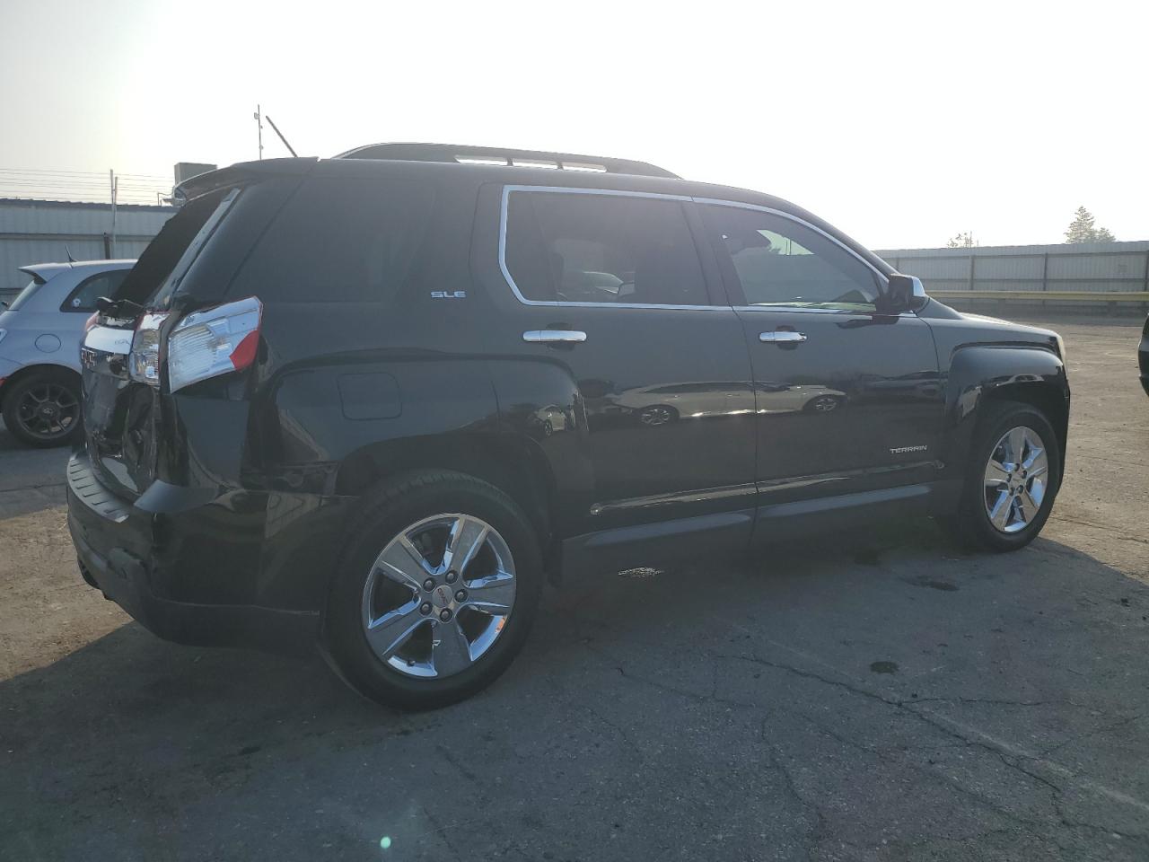 2015 GMC Terrain VIN 2GKALREK9F6373147 Copart auction photo, rear end damage thumbnail 3