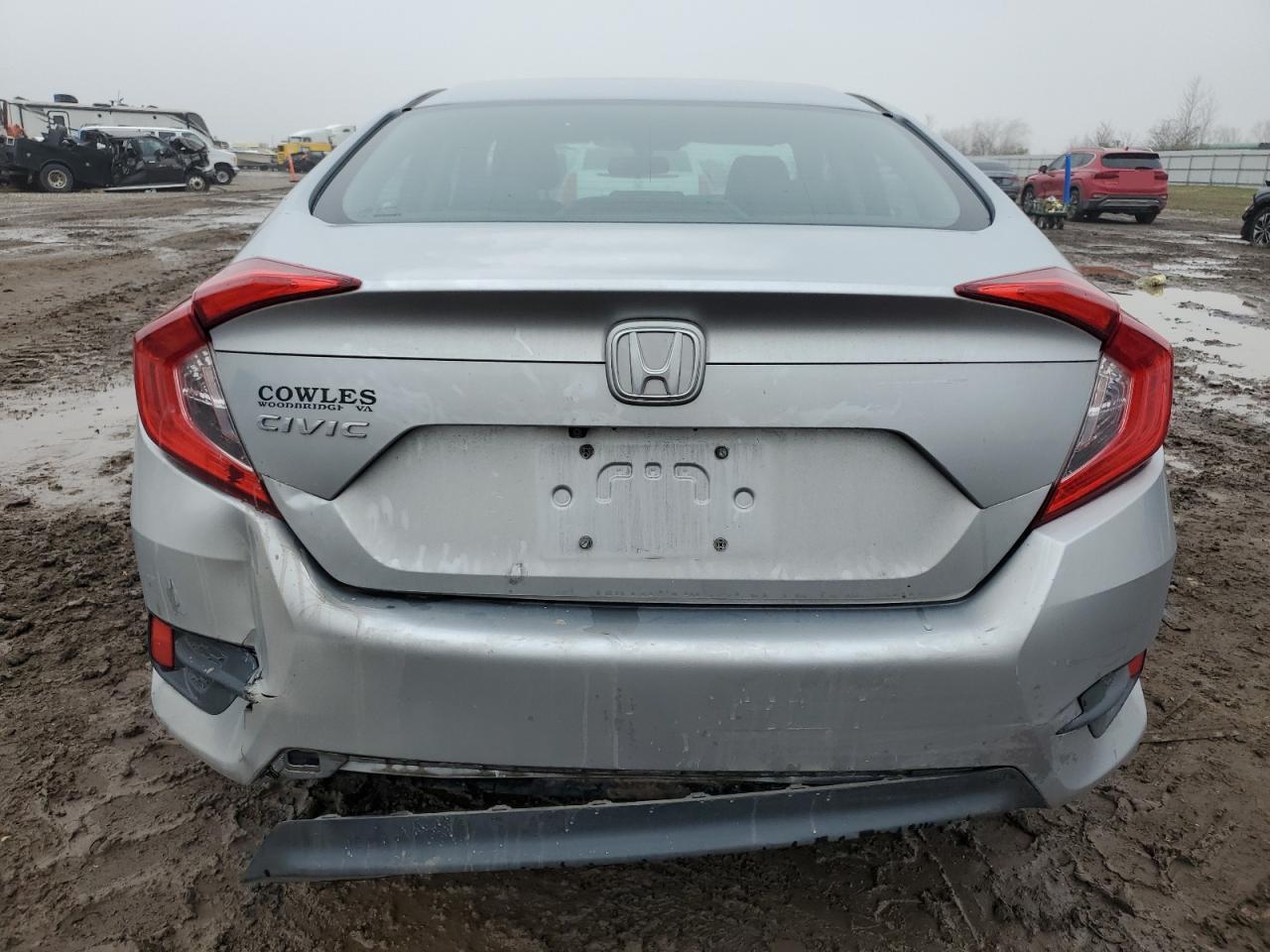 2017 Honda Civic VIN 19XFC2F6XHE021434 Copart auction photo, front end / rear end damage thumbnail 6