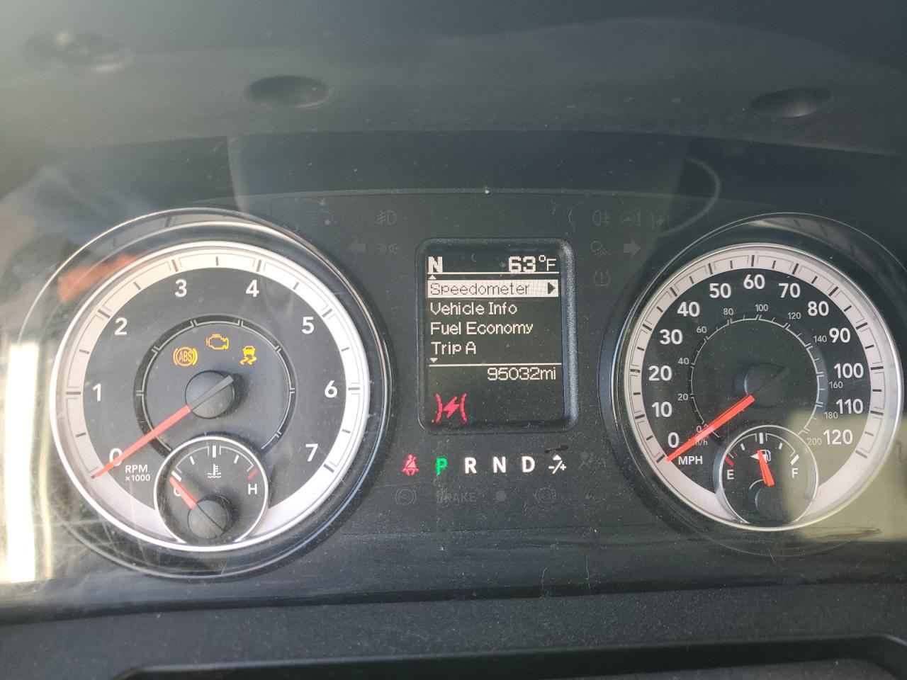 2020 RAM 1500 VIN 1C6RR6FG6LS152000 Copart auction photo, side / minor dent/scratches damage thumbnail 9