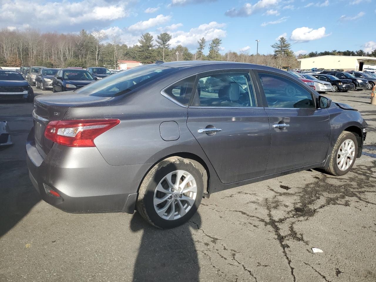 2018 Nissan Sentra VIN 3N1AB7AP3JL630363 Copart auction photo, front end damage thumbnail 3