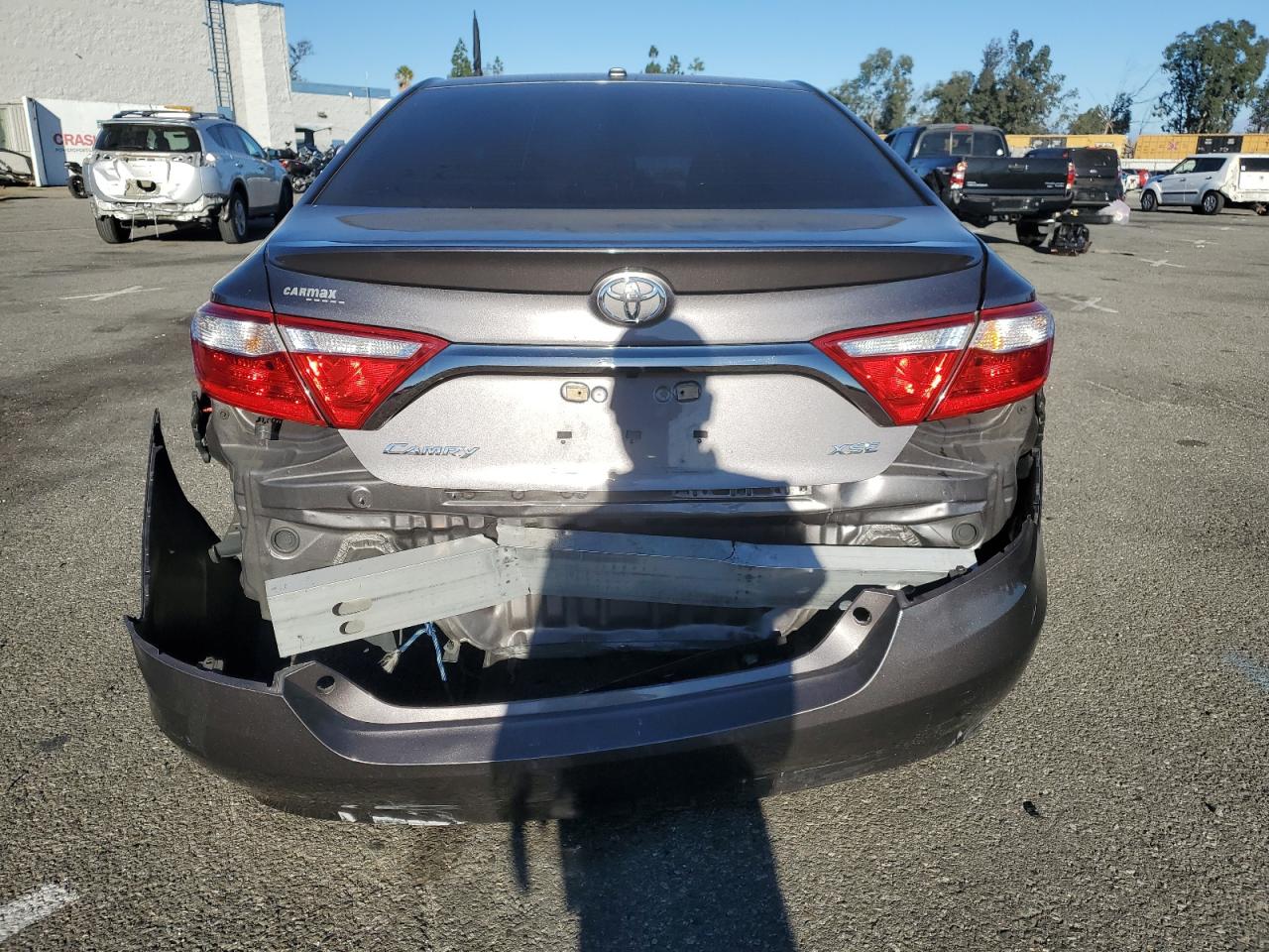 2015 Toyota Camry VIN 4T1BF1FK6FU104303 Copart auction photo, front end / rear end damage thumbnail 6