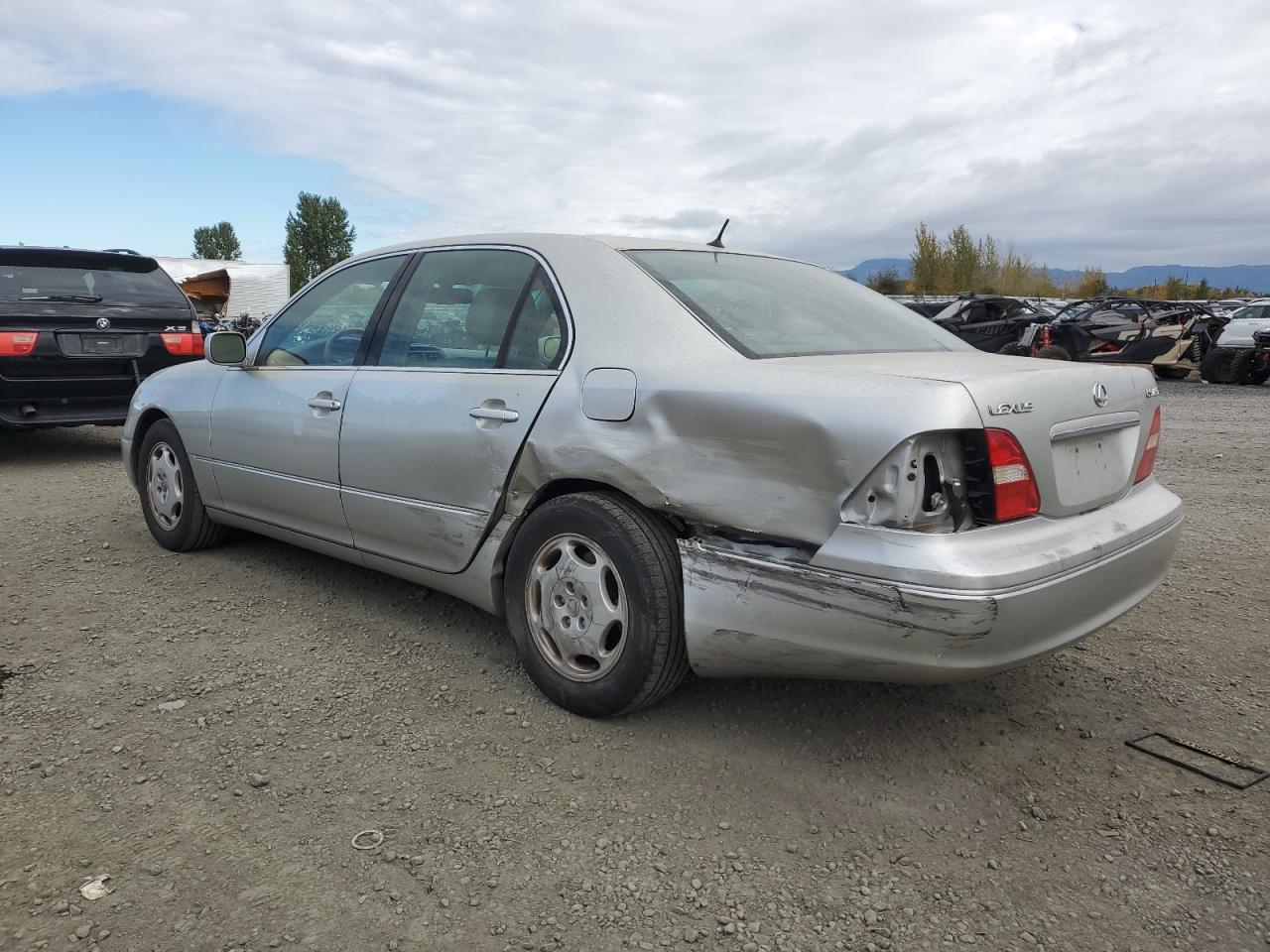 2001 Lexus LS VIN JTHBN30F910019193 Copart auction photo, rear end damage thumbnail 2