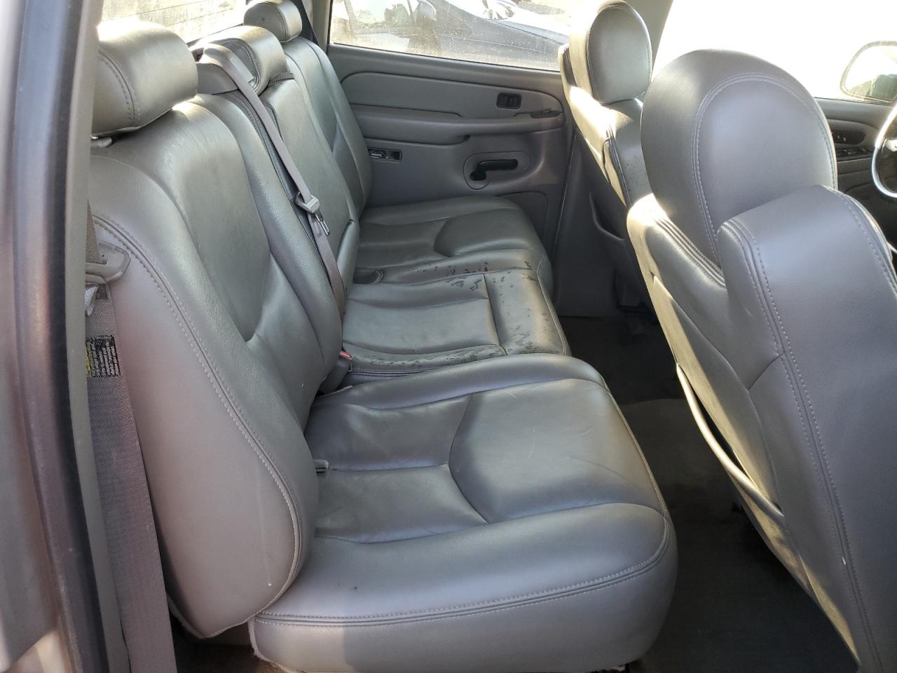 2004 GMC Sierra VIN 2GTEC13T841413397 Copart auction photo, side / front end damage thumbnail 10