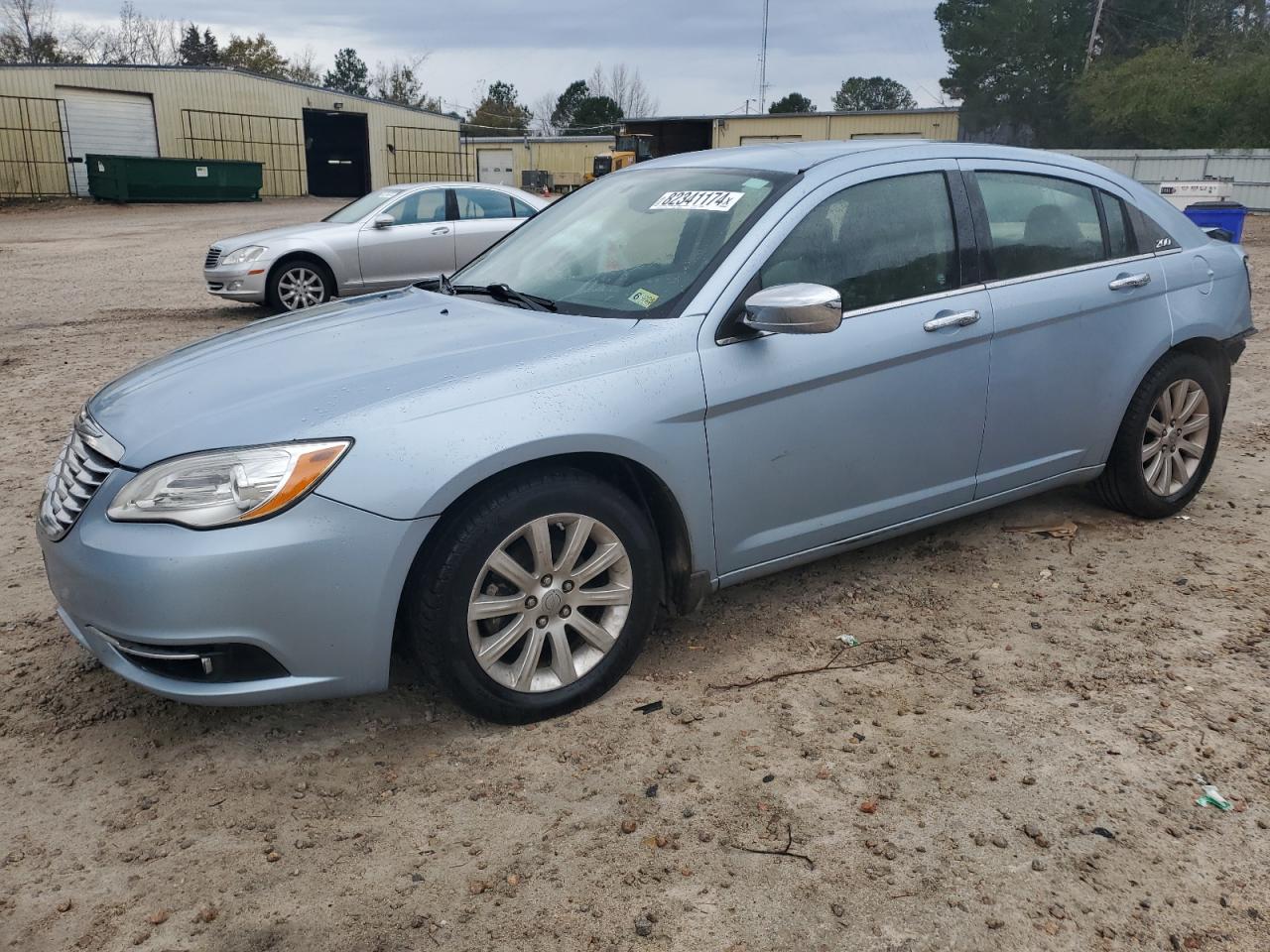2013 Chrysler 200 VIN 1C3CCBCG9DN745576
