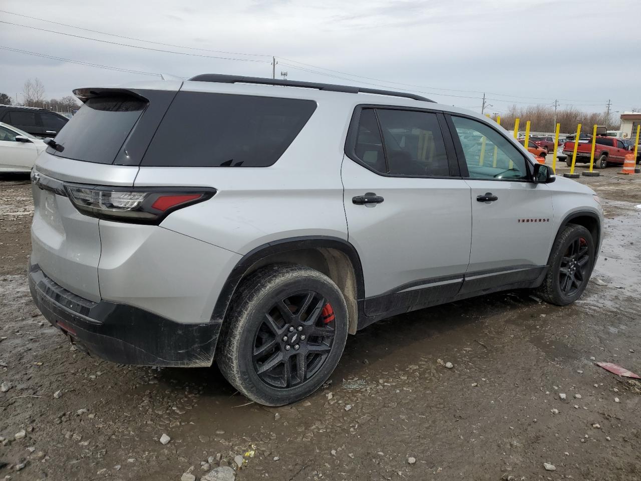 2018 Chevrolet Traverse VIN 1GNERKKW3JJ161888 Copart auction photo, minor dent/scratches damage thumbnail 3