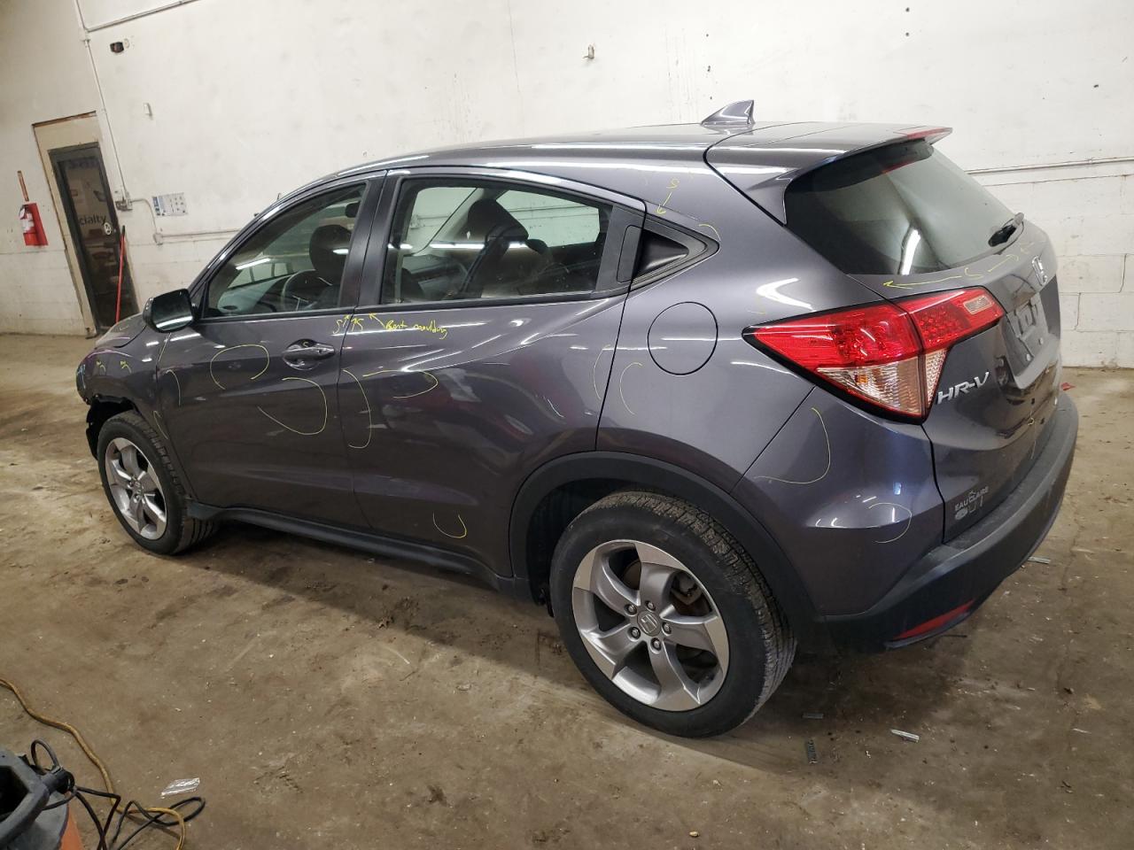 2018 Honda HR-V VIN 3CZRU6H30JG718670 Copart auction photo, front end damage thumbnail 2