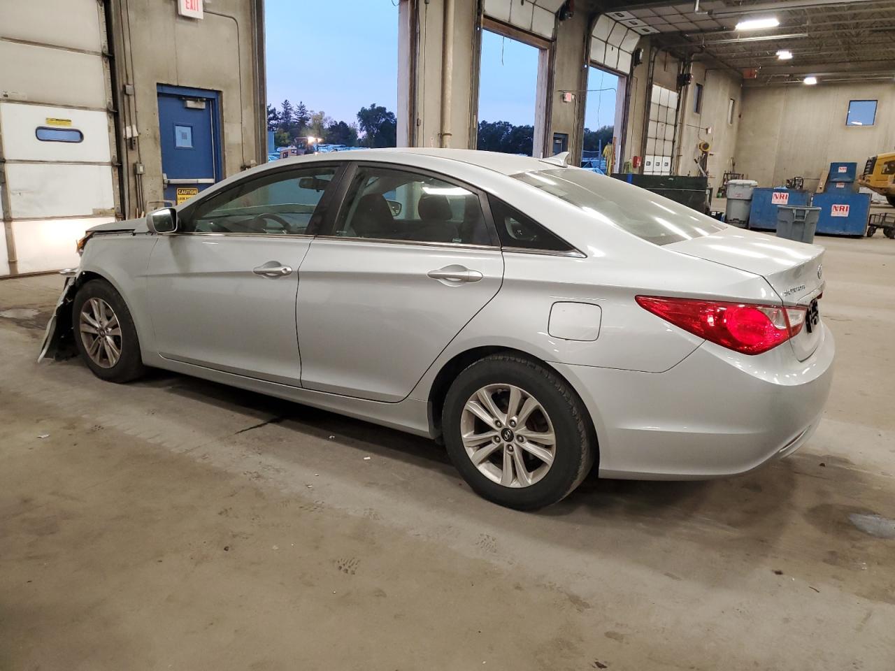 2011 Hyundai Sonata VIN 5NPEB4AC6BH142651 Copart auction photo, front end damage thumbnail 2
