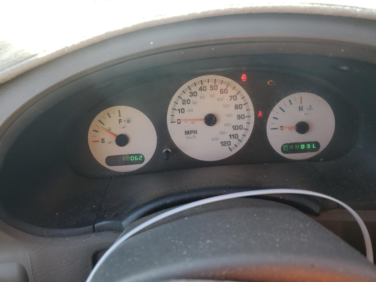 2002 Chrysler Voyager VIN 1C4GJ25B82B672705 Copart auction photo, all over damage thumbnail 9