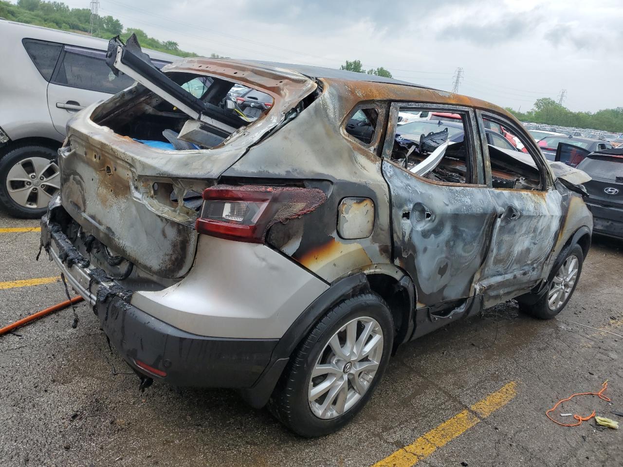 2021 Nissan Rogue VIN JN1BJ1AW5MW662855 Copart auction photo, burn / missing/altered vin damage thumbnail 3