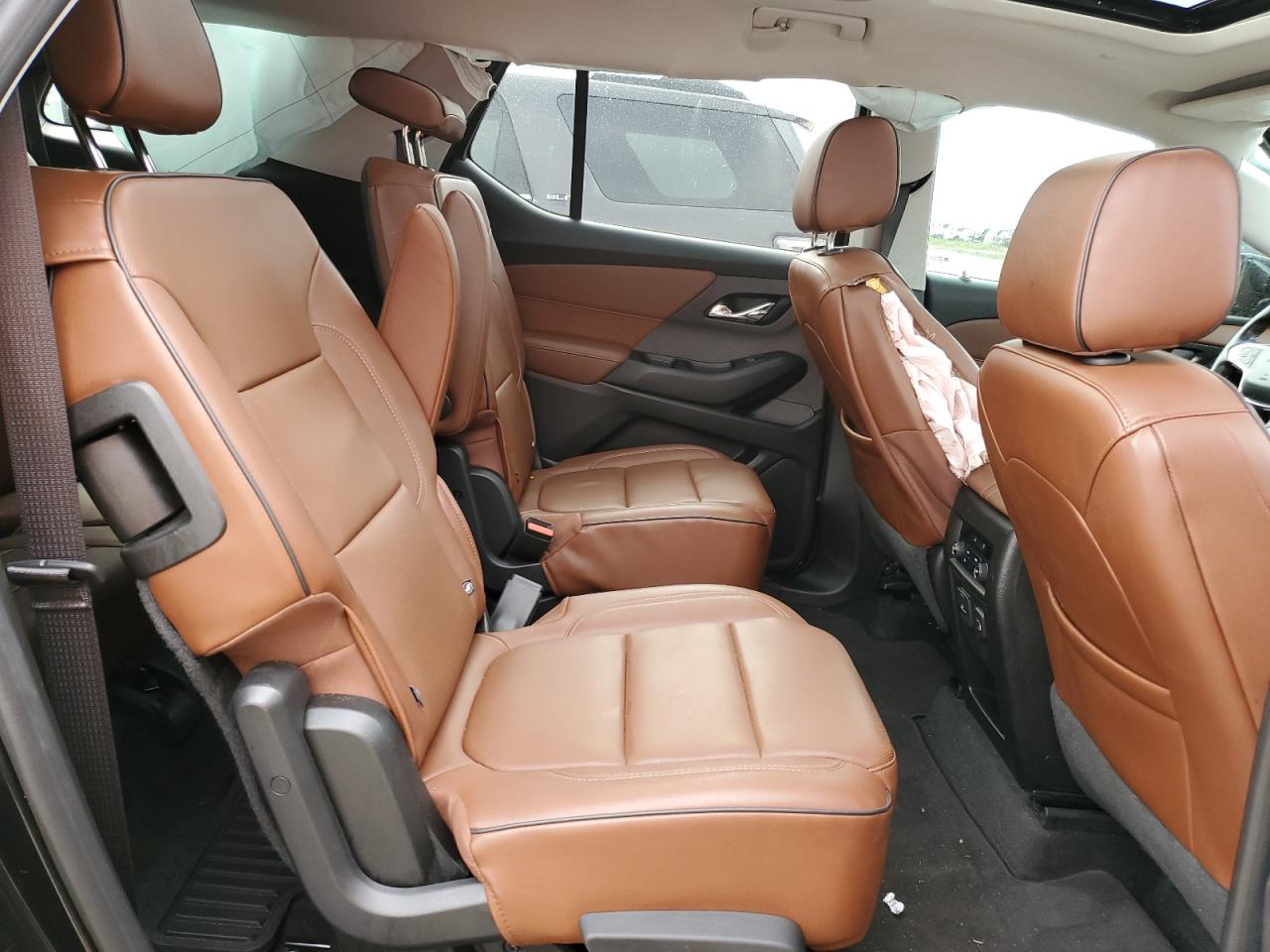 2018 Chevrolet Traverse VIN 1GNEVKKW1JJ209061 Copart auction photo, front end / minor dent/scratches damage thumbnail 11