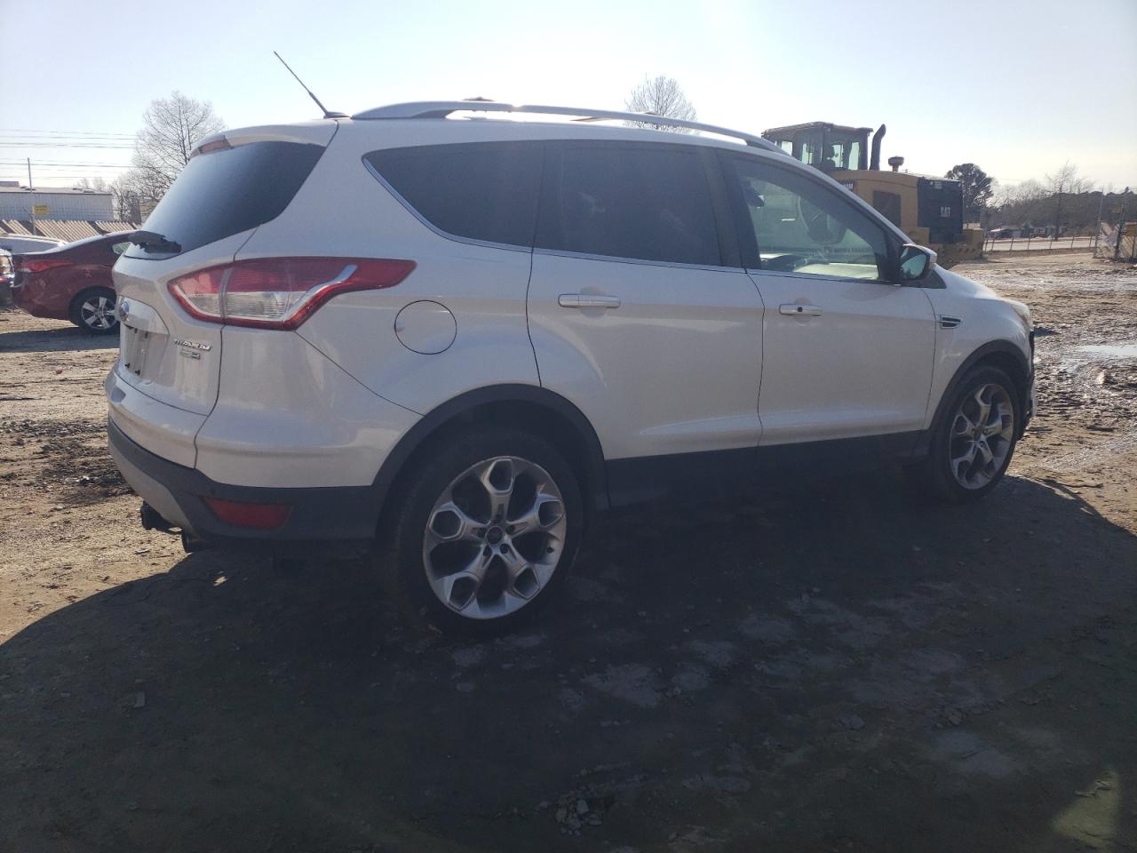 2013 Ford Escape VIN 1FMCU9J92DUD33510 Copart auction photo, front end damage thumbnail 3