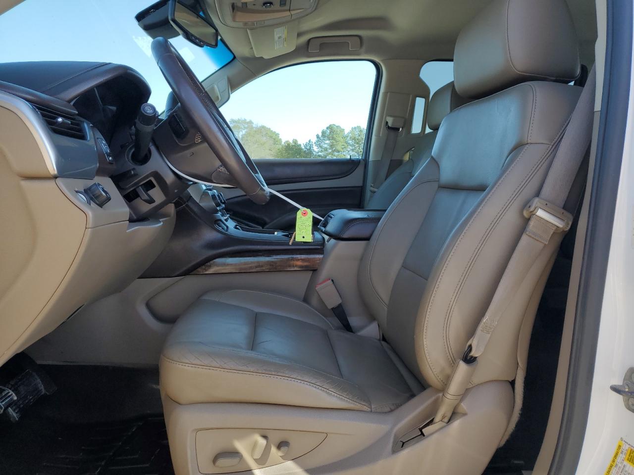 2015 Chevrolet Suburban VIN 1GNSCJKC2FR700918 Copart auction photo, front end / side damage thumbnail 7