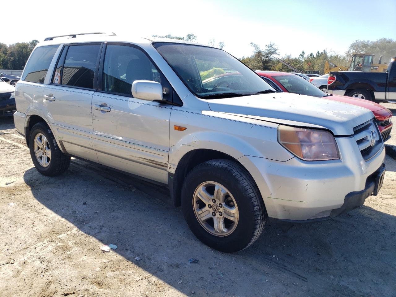 2008 Honda Pilot VIN 5FNYF282X8B005786 Copart auction photo, side / minor dent/scratches damage thumbnail 4