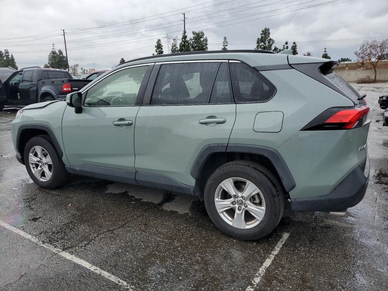 2020 Toyota RAV 4 VIN JTMW1RFVXLJ017885 Copart auction photo, front end damage thumbnail 2