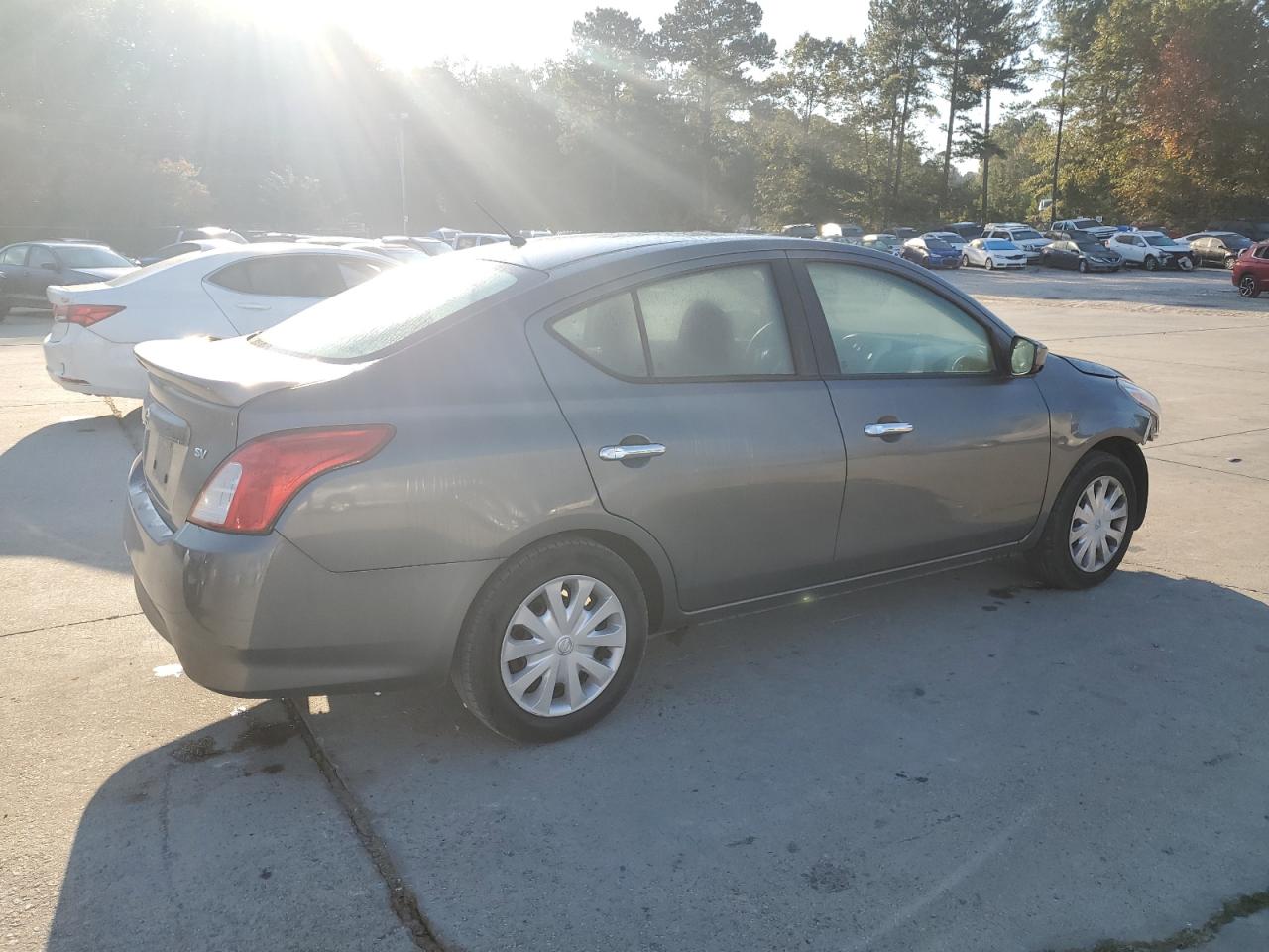 2019 Nissan Versa VIN 3N1CN7AP7KL850915 Copart auction photo, front end damage thumbnail 3