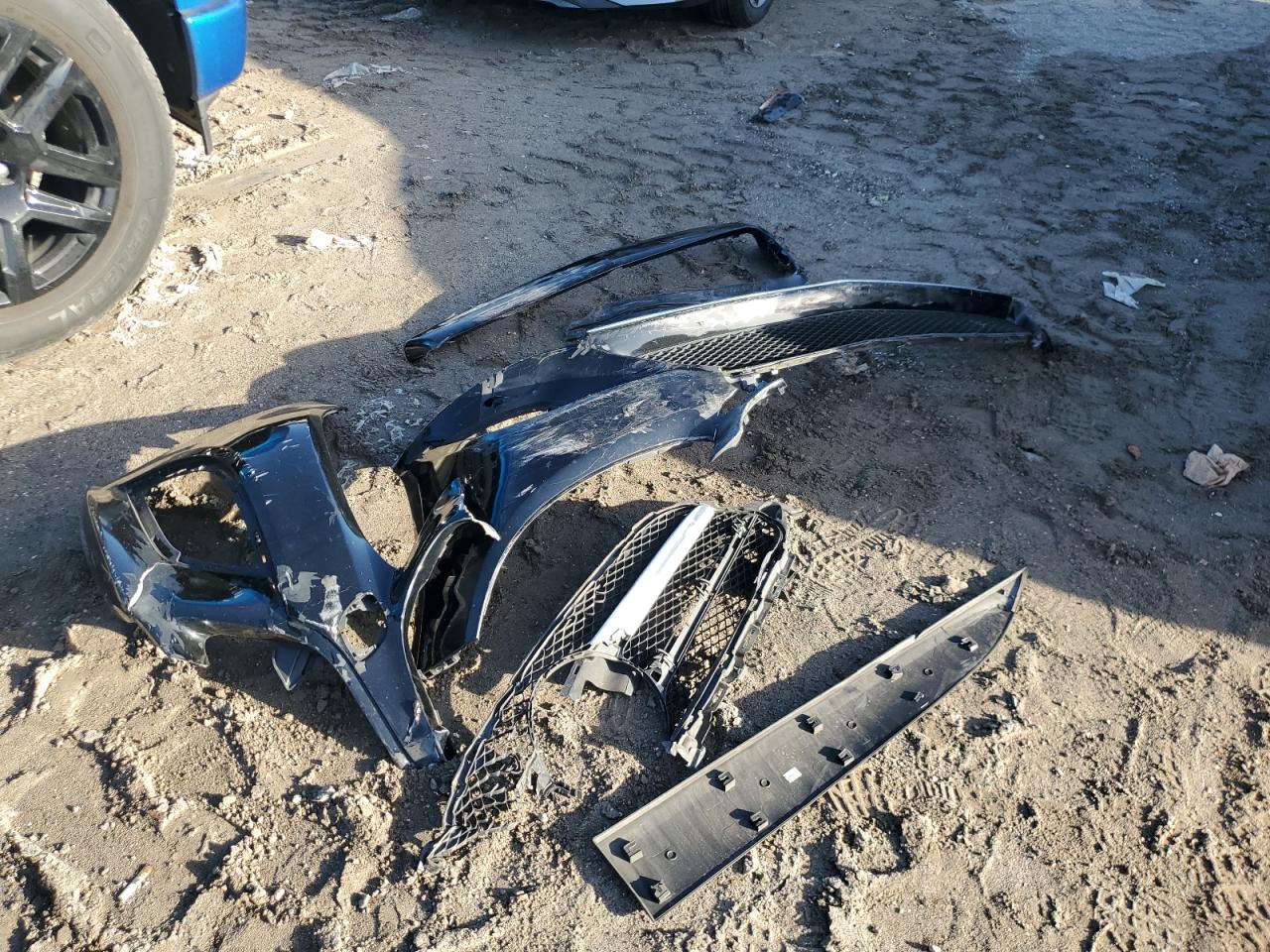 2019 Mercedes-Benz C-klasse VIN 55SWF8DB2KU286990 Copart auction photo, front end damage thumbnail 14