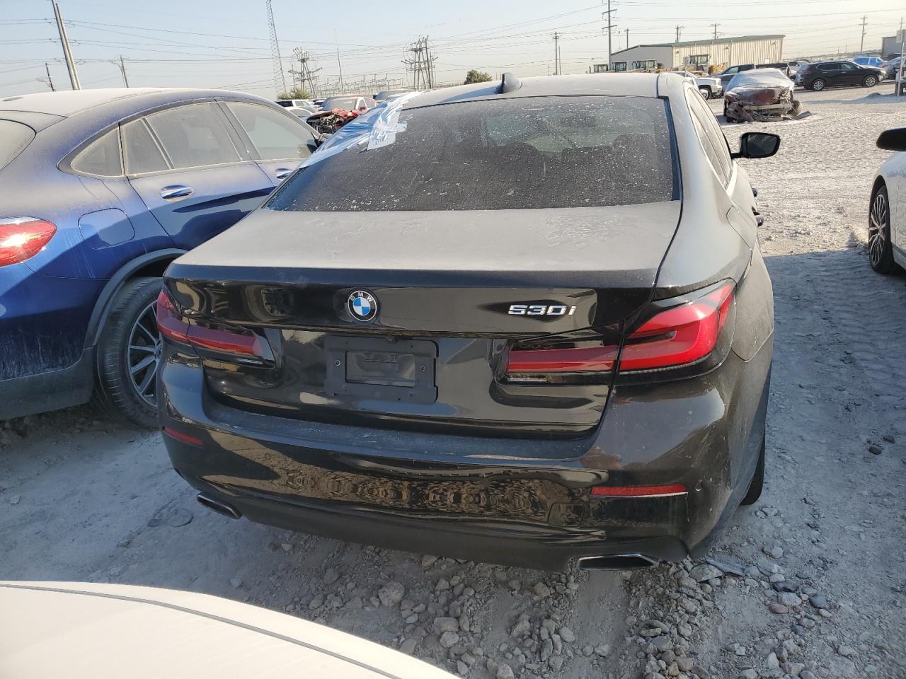 2022 BMW 5er VIN WBA53BH04NWX52685 Copart auction photo, side / minor dent/scratches damage thumbnail 6