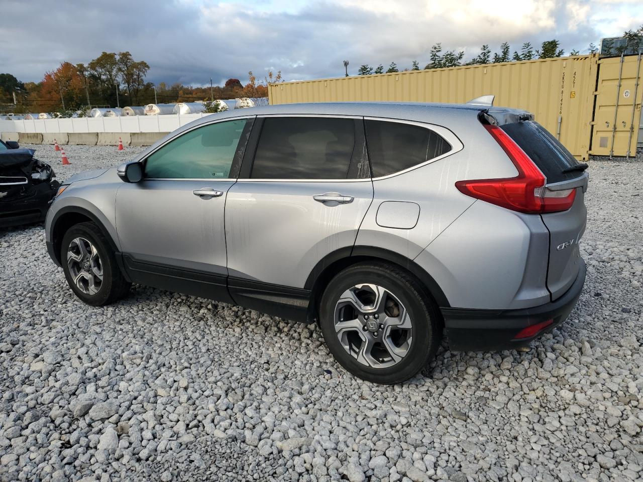 2019 Honda CR-V VIN 2HKRW2H5XKH633452 Copart auction photo, rear end / undercarriage damage thumbnail 2