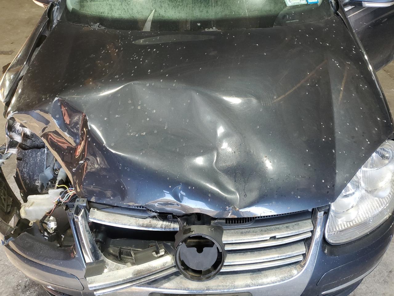 2006 Volkswagen Jetta VIN 3VWST71K66M621870 Copart auction photo, front end damage thumbnail 11