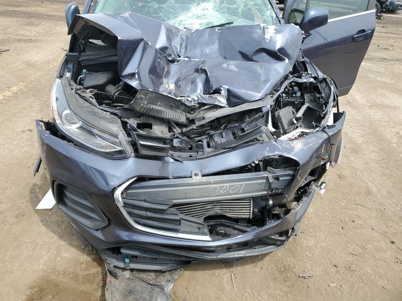 2019 Chevrolet Trax VIN 3GNCJLSB4KL132461 Copart auction photo, top/roof / front end damage thumbnail 12