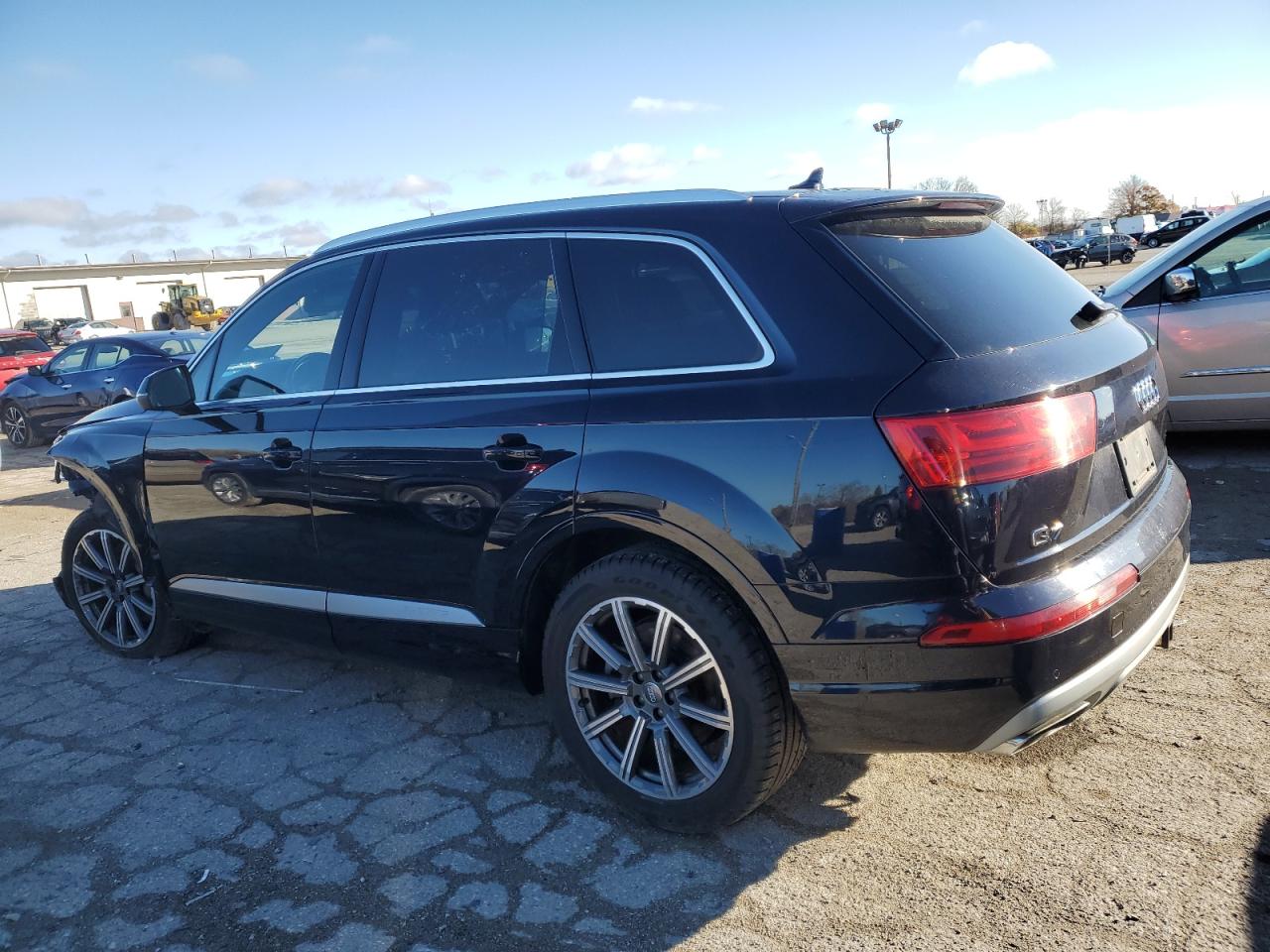2017 Audi Q7 VIN WA1VABF7XHD049403 Copart auction photo, front end / minor dent/scratches damage thumbnail 2