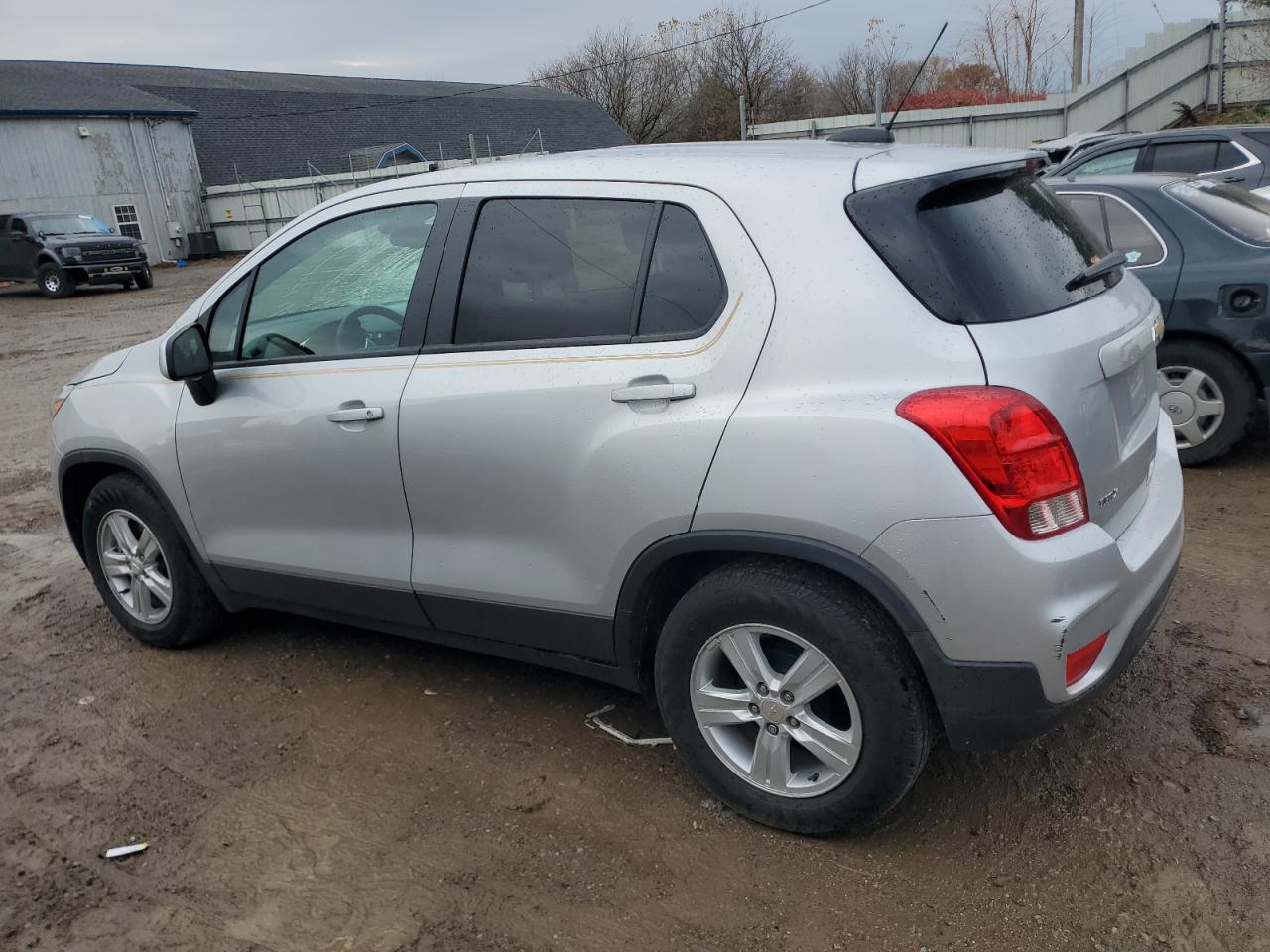 2019 Chevrolet Trax VIN 3GNCJKSBXKL373354 Copart auction photo, front end damage thumbnail 2