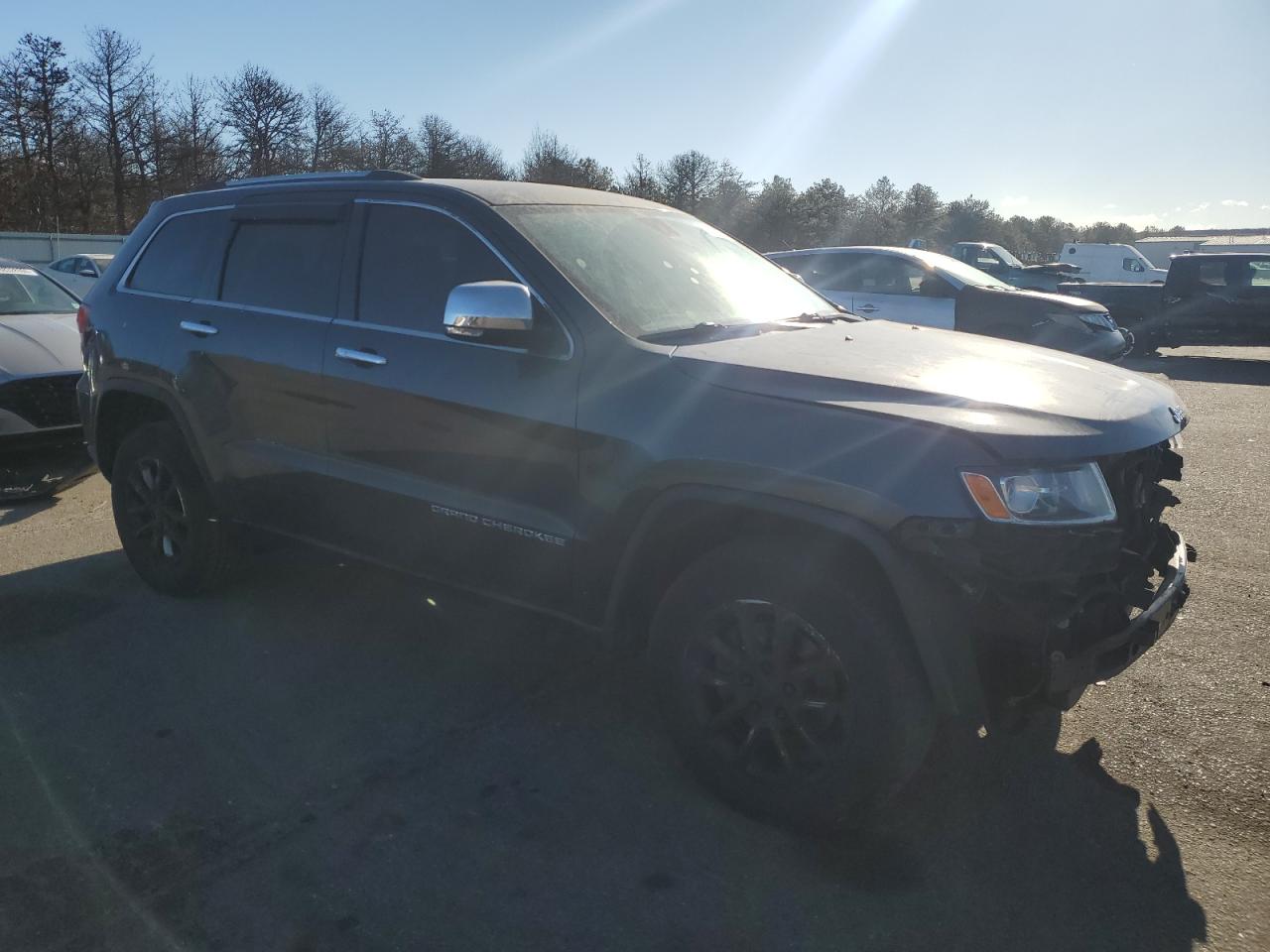 2014 Jeep Grand Cherokee VIN 1C4RJFBG4EC288208 Copart auction photo, front end / minor dent/scratches damage thumbnail 4