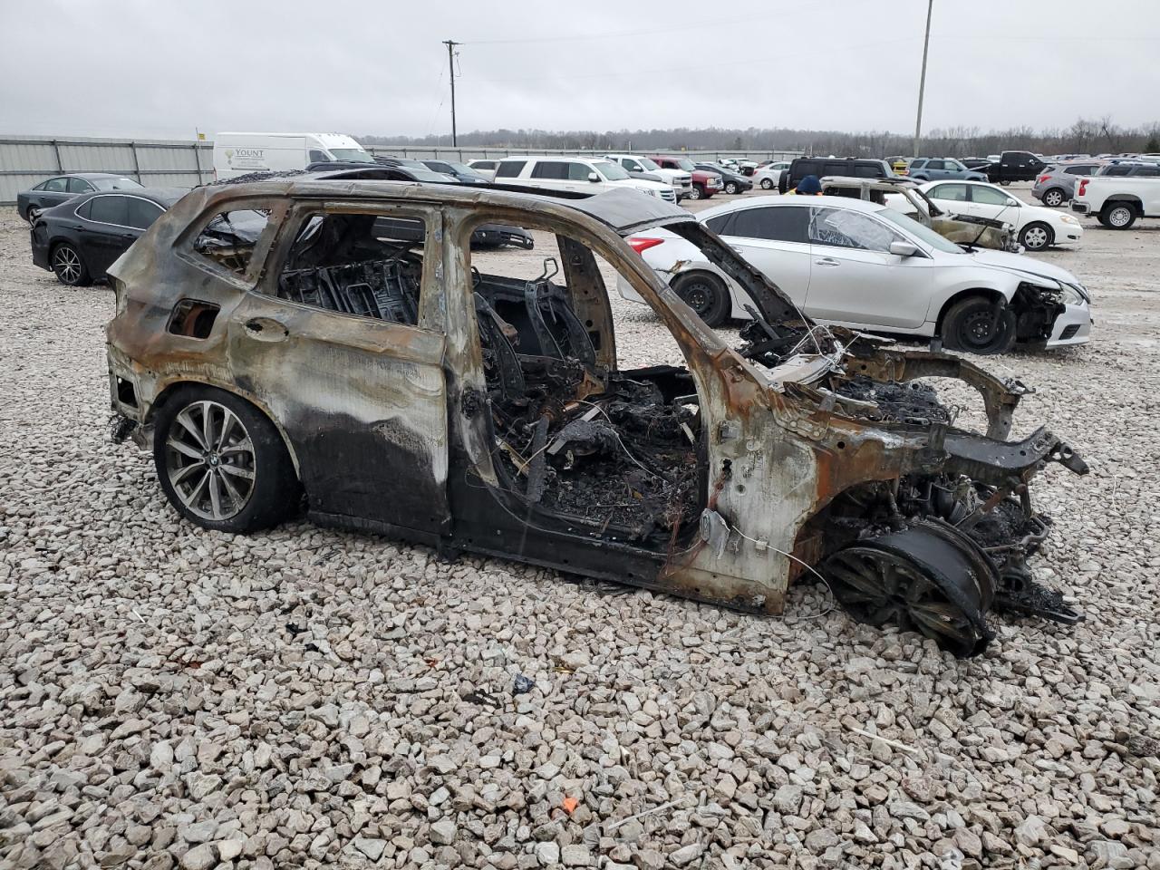2018 BMW X3 VIN 5UXTR9C57JLC76708 Copart auction photo, burn damage thumbnail 4