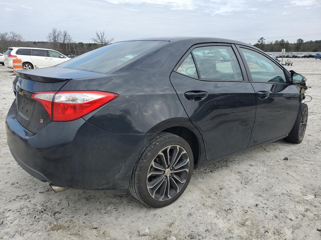2015 Toyota Corolla VIN 2T1BURHE9FC254631 Copart auction photo, front end damage thumbnail 3