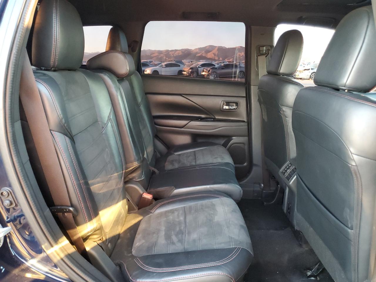 2020 Mitsubishi Outlander VIN JA4AD3A35LZ034836 Copart auction photo, rear end / undercarriage damage thumbnail 11