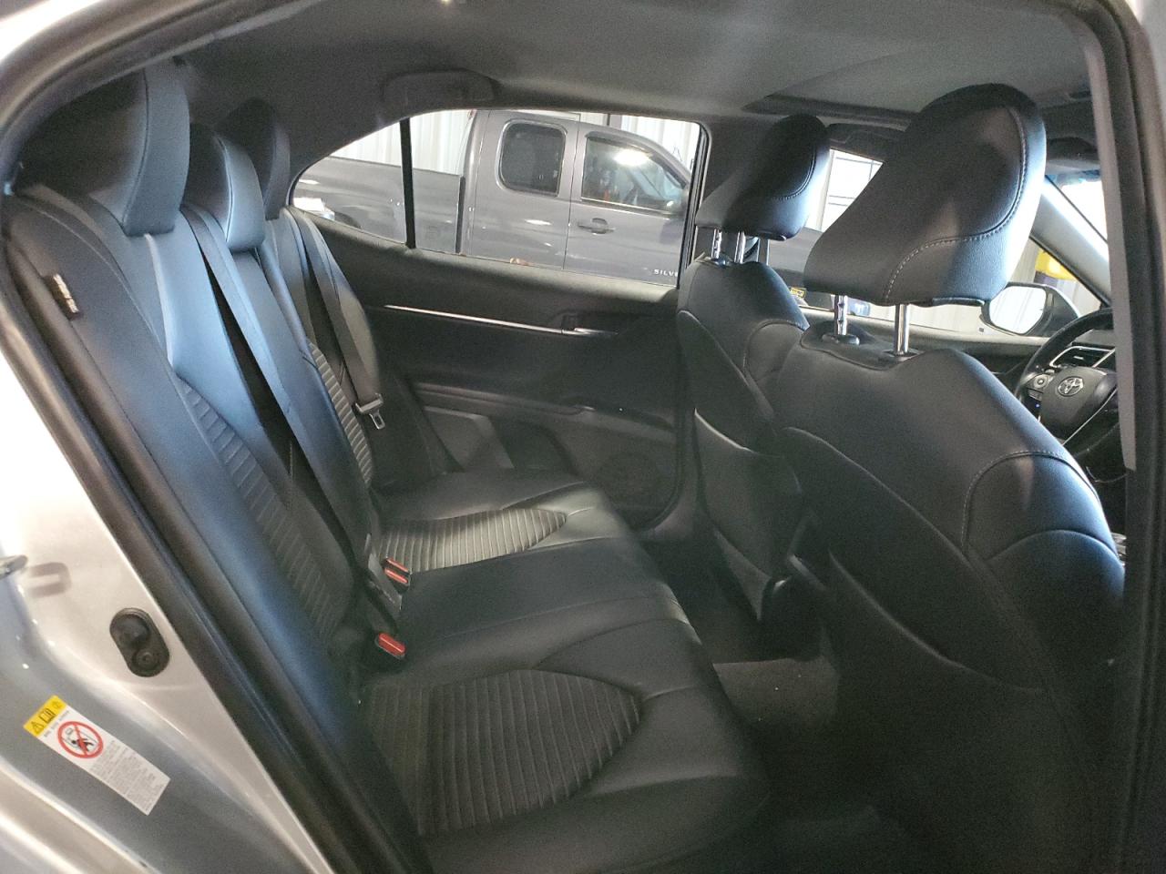 2018 Toyota Camry VIN 4T1B11HK3JU533970 Copart auction photo, rear end damage thumbnail 10